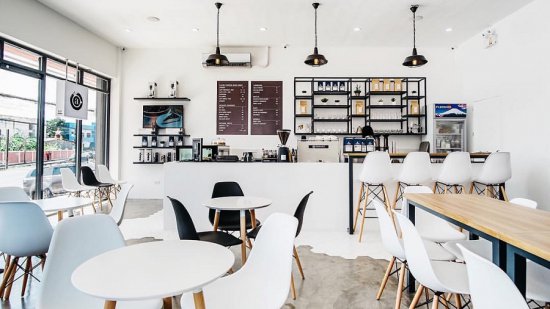Chi phí mở quán cafe – 10 Khoản chi nhất định phải tính