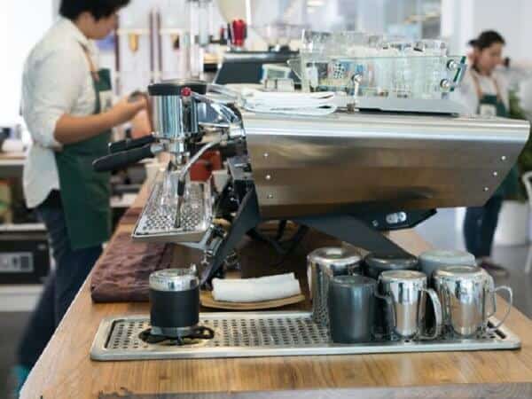 11 Dụng cụ pha chế cafe take away thiết yếu